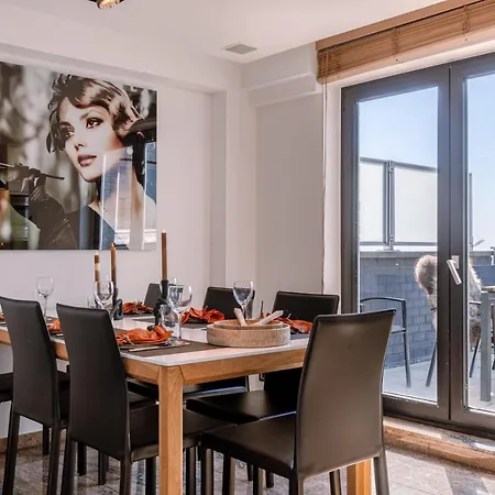 Διαμέρισμα Spacious Duplex With Parking, Three Terraces And Magnificent Sea View!